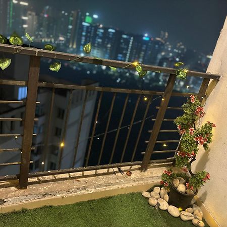 Guti Buti Homes Noida Buitenkant foto